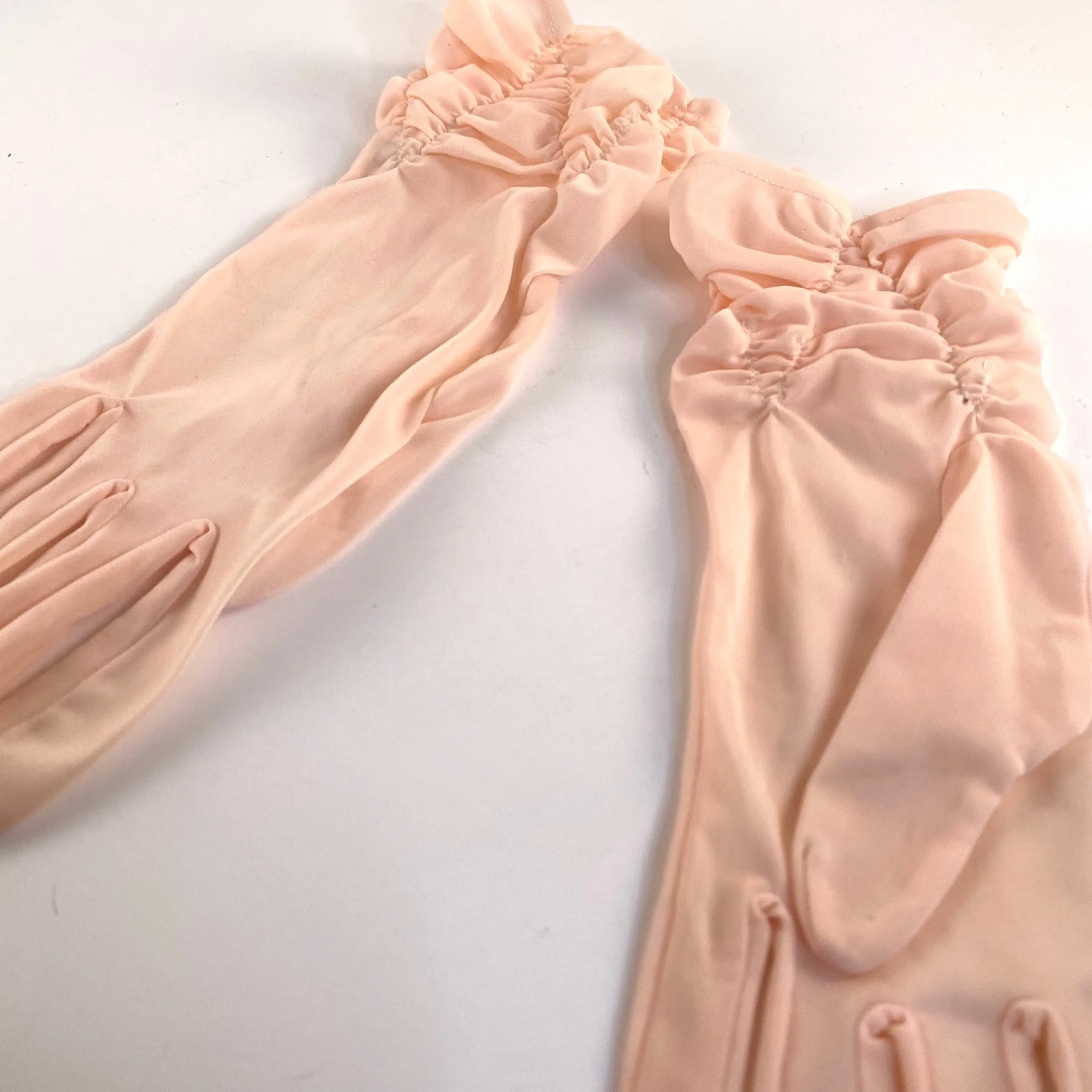 1950s Fownes Pale Pink Sheer Nylon Gloves