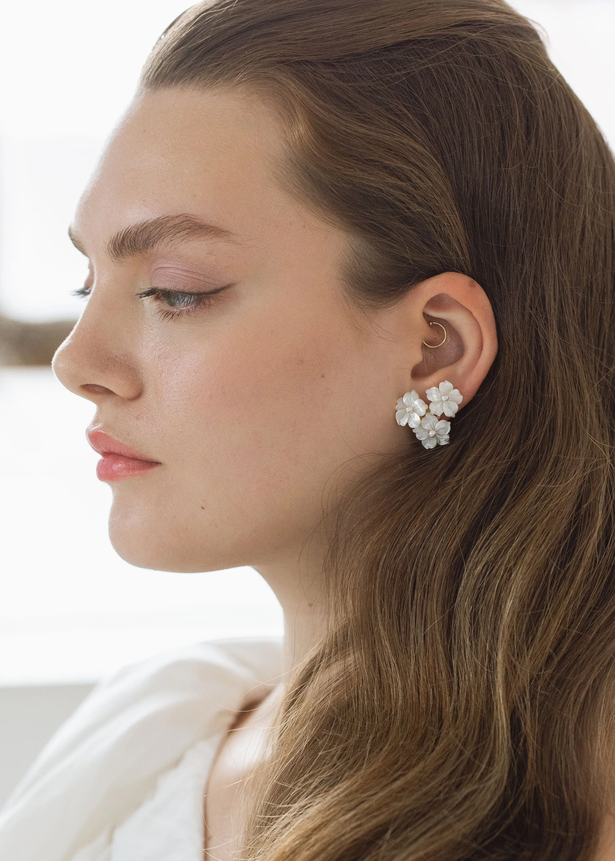 Marti Stud Earrings -- Mother of Pearl