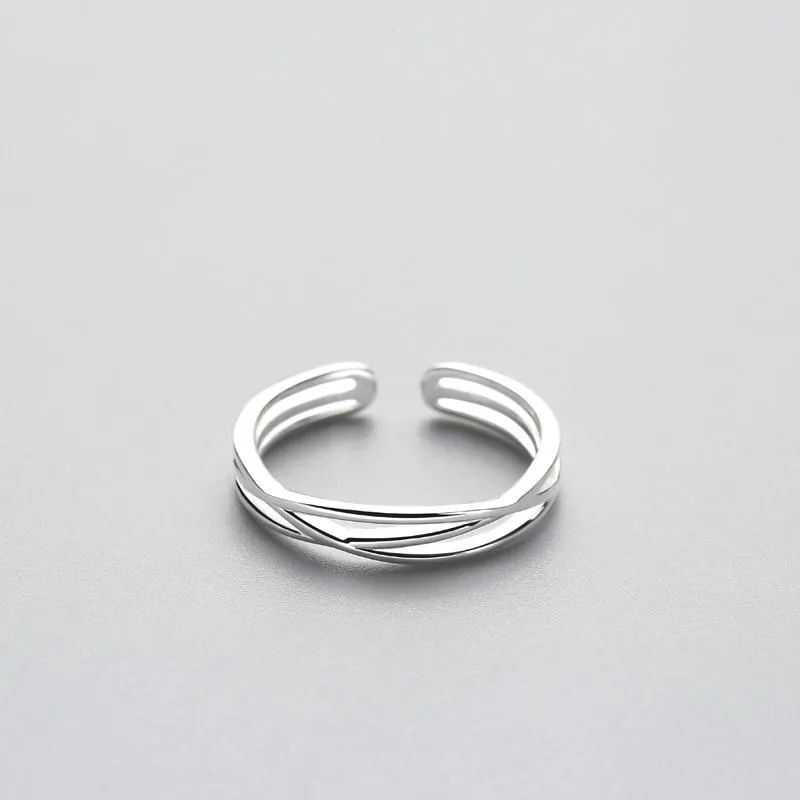 Minimalist Twist Line Adjustable Ring