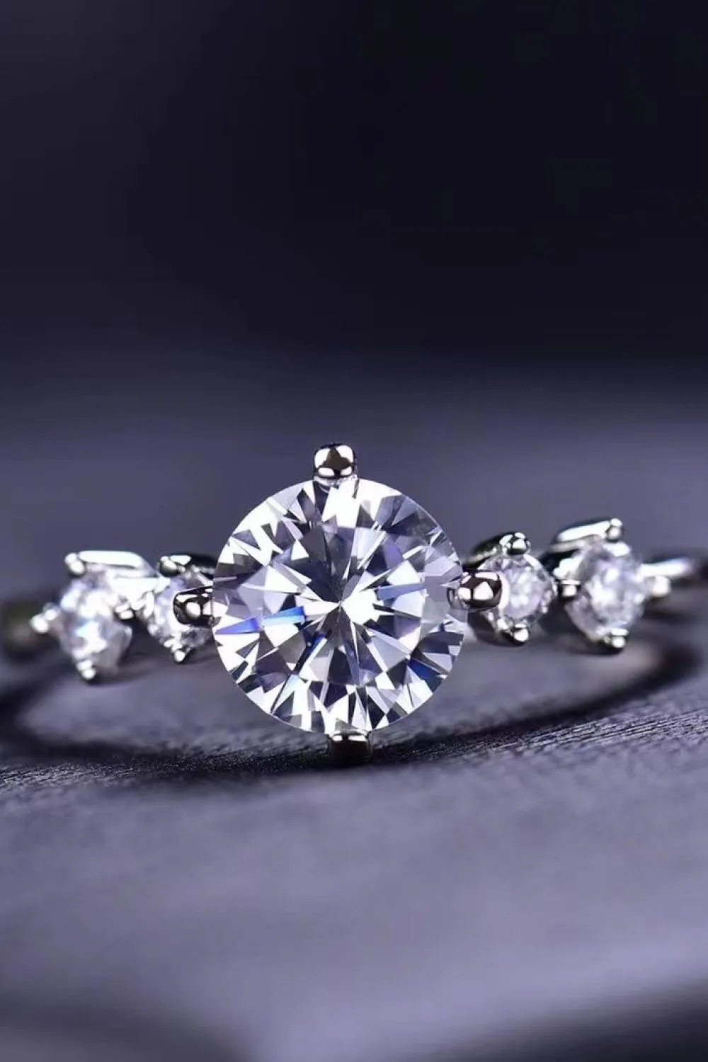 Something To See 1 Carat Moissanite Ring